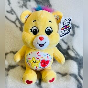 2022 Sweet Celebrations Scented Care Bear Unlock the Magic 9” Plush Toy - NWT